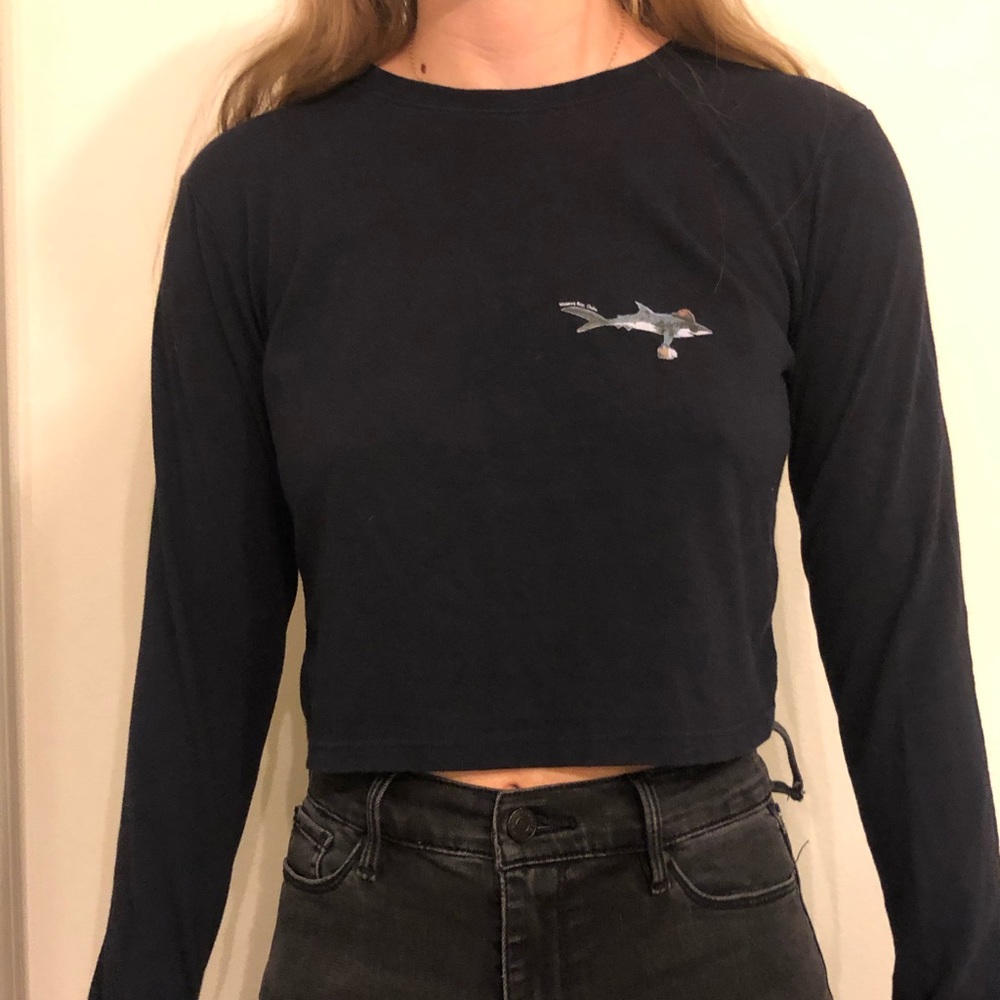Navy blue cropped long sleeve
